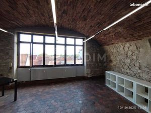 Local 102 m² AUXERRE