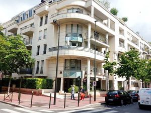 Parking/box 12 m² Levallois-Perret