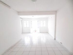 Local 58 m² FORT DE FRANCE