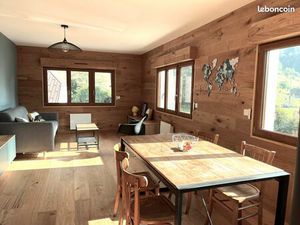 Appartement renové à la montagne