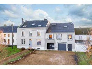 Maison spacieuse de 4 chambres avec jardin et garage