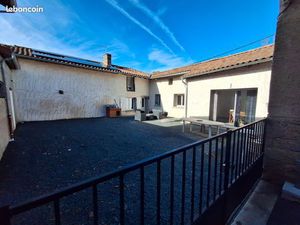 Maison avec terrain proche commodités