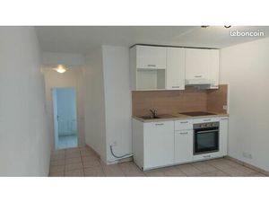 Appartement . 3 pièces . 47m² . Etampes 91150