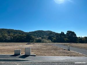 Terrain de 300 m² à Portel des Corbières