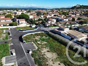 Terrain constructible viabilisé à vendre