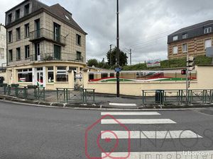 Local commercial 150 m² CHARLEVILLE MEZIERES