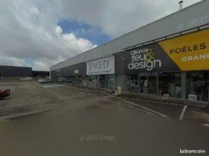 Bâtiment à usage commercial