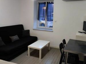 Lou Studio meublé centre-ville  Meximieux