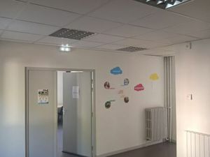 Local professionnel 57m² à partager