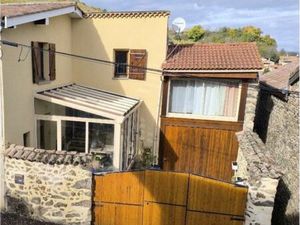 ? Maison en pierre 142 m² avec cour  garage et caves