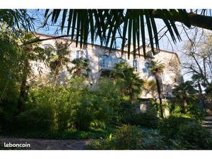 Vend château sud Ardèche