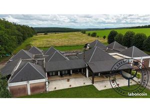 Maison 24 pièces 650 m²