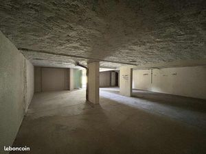 Local stockage centre ville