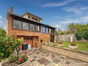 Pavillon 8 pièces 185 m²