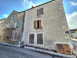 Maison 16 pièces 320 m²