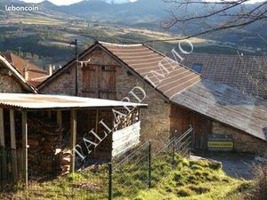 Grange 2 pièces 170 m²