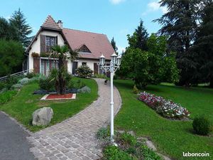 Maison 117m2 DPE+ Sous sol aménagé à Autrechêne  avec dépendances