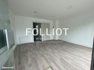 Local commercial 35 m² VIRE NORMANDIE