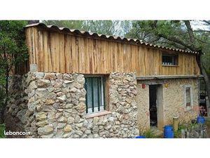 Terrain loisirs boisé avec cabanon Carcès