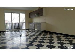 Appartement F3 de 61 m² à 5 mn du RER C