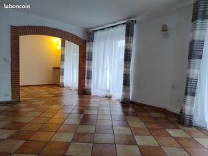 Grand et charmandT5 bis près du métro et des commerces