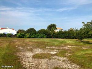 Terrain constructible à GENEUILLE