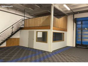 Local industriel de 280m² de plein pied