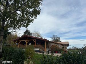 Maison ossature bois – 4 ha de terrain – secteur Saules