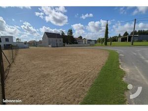 Terrain 585 m² Pierre-Morains