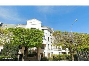 A VENDRE Garage double à La Garenne Colombes (92250)