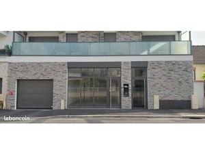 LOCAL COMMERCIAL CENTRE VILLE libre d'occupation