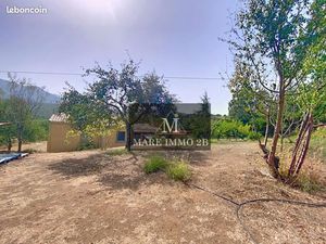 Villa individuelle avec jardin de 2500m²