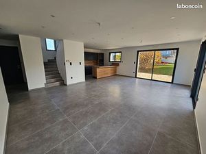 Maison 6 pièces 130 m²