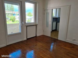 Appartement 2 pieces 83 000 euros