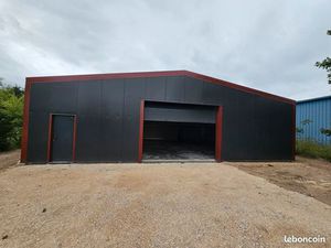 Local de stockage et bureaux