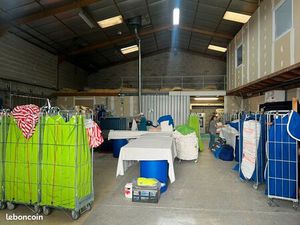 Local d'activité 300 m²