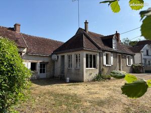 Maison de bourg avec un fort potentiel pour une belle restauration