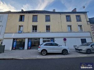 Immeuble 299 m² Champs-sur-Tarentaine-Marchal