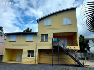 Bureaux 85 m² Sainte-Clotilde