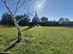 Terrain 840 m² Rousson