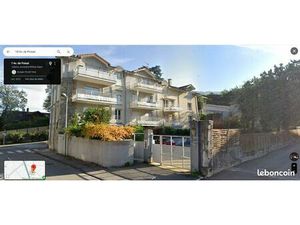 Place de parking dans copropriété sécurisée