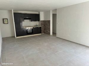 Appartement F2 rénové dans le centre de Villelongue de la salanque