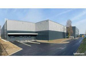 Local d'activité 6 709 m²