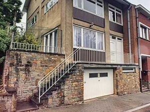 Maison 3 façades 4 chambres  proche de la gare avec garage e