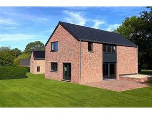 LOT 3 - Maison 4façades neuve - éco-intelligente!