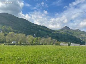 Terrain de 1244 m2 à bâtir