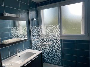 Apparemment 4 pièces