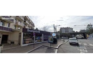 Parking sécurisé Chaville côté stade