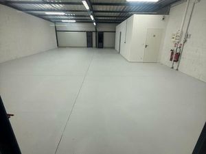 Local 153 m² LAMBALLE ARMOR