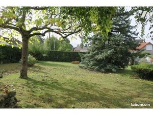 Terrain 585 m² ST DOULCHARD